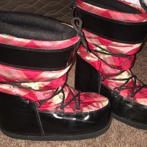 Burberry (Moon) Boots!! 🎄☃️❄️